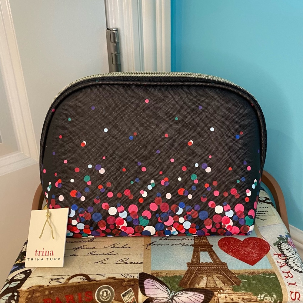 NWT Makeup bag